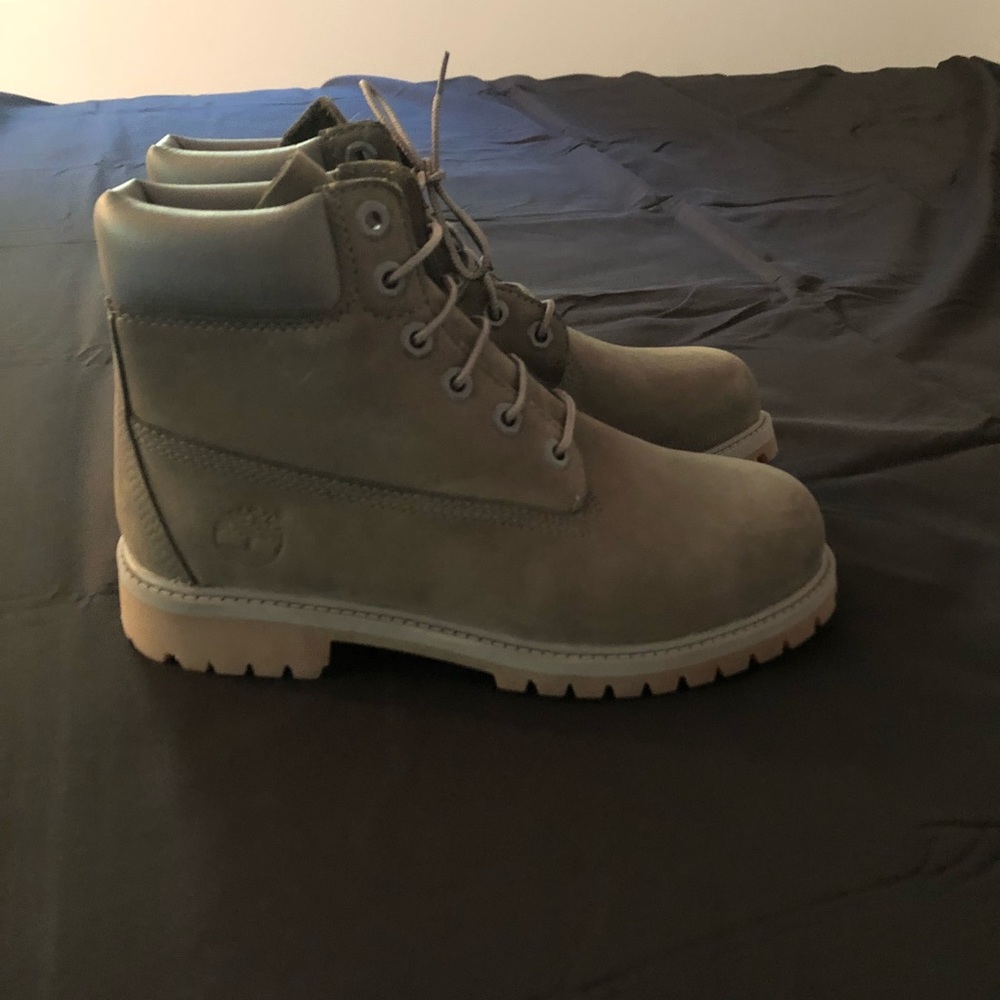 Gray Timberlands